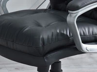 Komfortowy fotel biurowy BENON Z CZARNEJ SKÓRY EKO - stylowe siedzisko